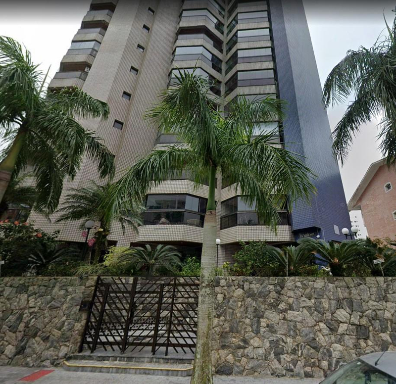 Apartamento em Guarujá - SP